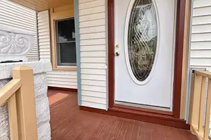 1727 W Arrow St, Milwaukee, WI 53204 - Photo 5