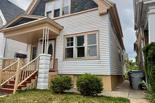 1727 W Arrow St, Milwaukee, WI 53204 - Photo 3