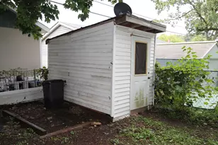 319 1st St, Delavan, WI 53115 - Photo 21