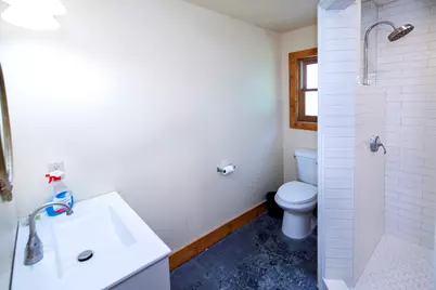 226 W Capitol Dr, Hartland, WI 53029 - Photo 33