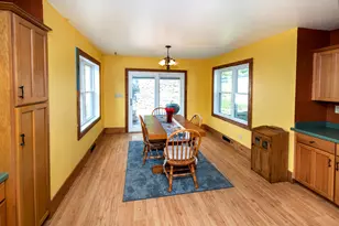 226 W Capitol Dr, Hartland, WI 53029 - Photo 17