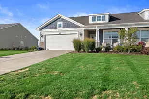 602 Cadence Cir, Lake Geneva, WI 53147 - Photo 3
