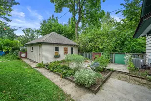 2181 N 53rd St, Milwaukee, WI 53208 - Photo 39