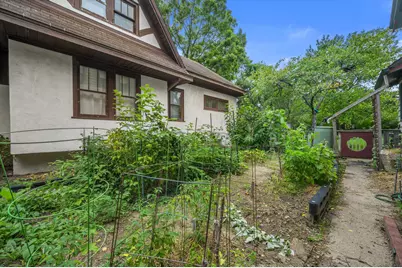 2181 N 53rd St, Milwaukee, WI 53208 - Photo 37