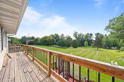 320  Arbor Ridge Dr, Delavan, WI 53115 - Photo 5