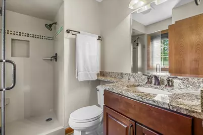 335 W Highland Dr, Grafton, WI 53024 - Photo 17
