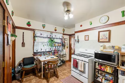 4881 N 27th St, Milwaukee, WI 53209 - Photo 9