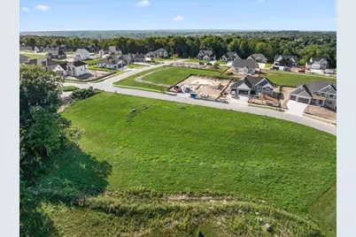 N66W21344  Sweet Clover Dr #Lt48, Menomonee Falls, WI 53051 - Photo 9