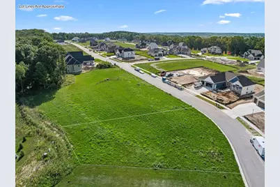 N66W21344  Sweet Clover Dr #Lt48, Menomonee Falls, WI 53051 - Photo 5
