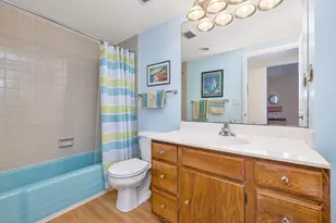 1409 N Prospect Ave, Milwaukee, WI 53202 - Photo 13