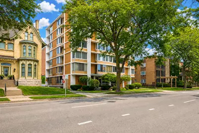 1409 N Prospect Ave #504, Milwaukee, WI 53202 - Photo 1