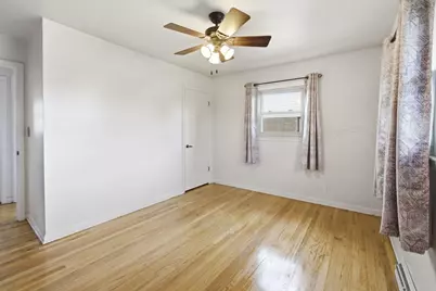 4453 S 66th St, Greenfield, WI 53220 - Photo 13