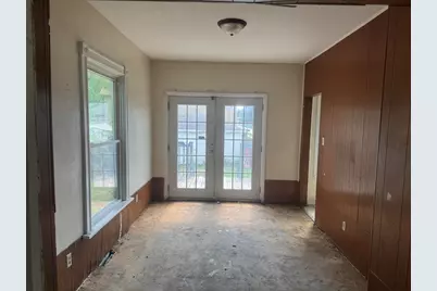 1339  Rapids Dr, Racine, WI 53404 - Photo 5