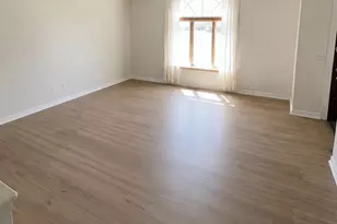 531 Susie St, Delavan, WI 53115 - Photo 3