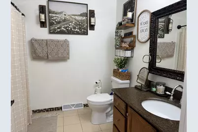 531  Susie St, Delavan, WI 53115 - Photo 9