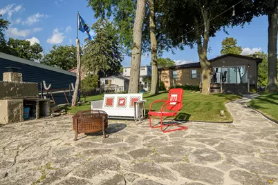 W180S6903  Muskego Dr, Muskego, WI 53150 - Photo 3