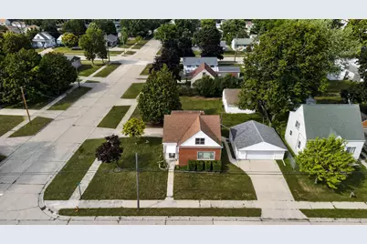 2740  10th St, Two Rivers, WI 54241 - Photo 23