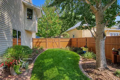 2304  13th St, La Crosse, WI 54601 - Photo 29