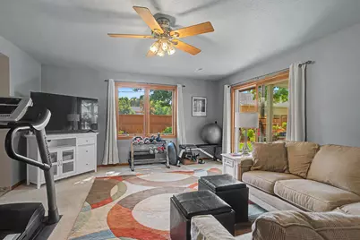 2304  13th St, La Crosse, WI 54601 - Photo 37