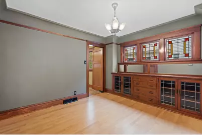 W57N512  Hilbert Ave, Cedarburg, WI 53012 - Photo 15