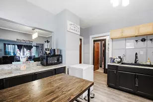 3800 N 24th Pl, Milwaukee, WI 53206 - Photo 9