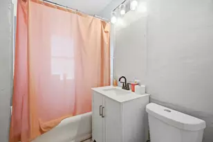 3800 N 24th Pl, Milwaukee, WI 53206 - Photo 17
