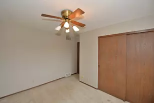 5616 Cambridge Ln, Racine, WI 53406 - Photo 15