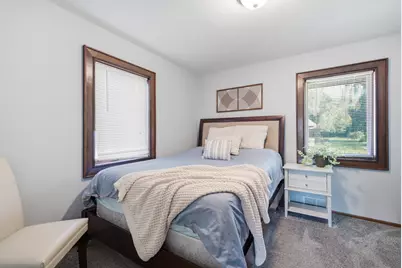4809 W Loomis Rd, Greenfield, WI 53220 - Photo 13