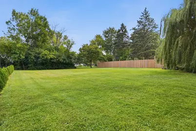 4809 W Loomis Rd, Greenfield, WI 53220 - Photo 19