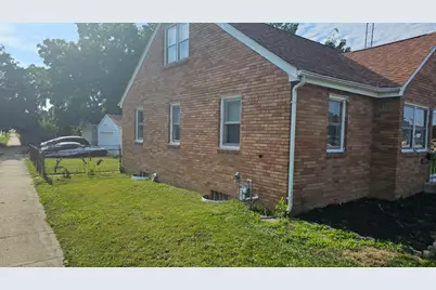 3930  30th Ave, Kenosha, WI 53144 - Photo 3