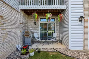 9101 S Aspen Dr, Oak Creek, WI 53154 - Photo 3