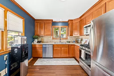 2637 S 86th St, West Allis, WI 53227 - Photo 15
