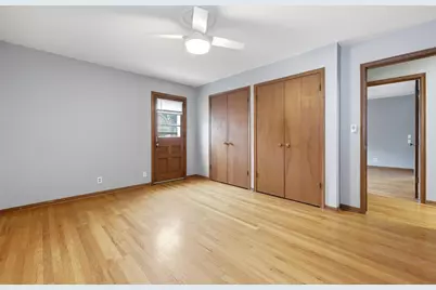 4538 N Larkin St, Shorewood, WI 53211 - Photo 23