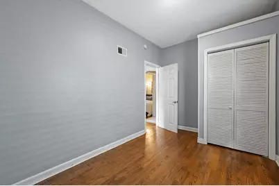 2962 N Pierce St, Milwaukee, WI 53212 - Photo 9