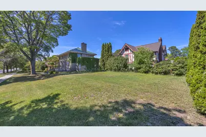 512  Michigan Ave, Sheboygan, WI 53081 - Photo 45