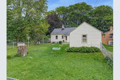 3927 S 57th St, Milwaukee, WI 53220 - Photo 31