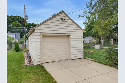 3927 S 57th St, Milwaukee, WI 53220 - Photo 25