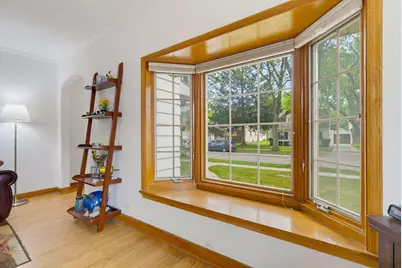 3927 S 57th St, Milwaukee, WI 53220 - Photo 5