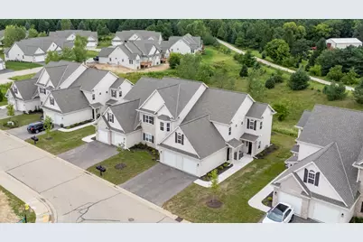 1848  Woodland Way #431, Slinger, WI 53086 - Photo 9