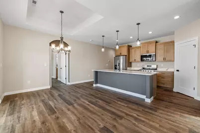 1848  Woodland Way #431, Slinger, WI 53086 - Photo 15