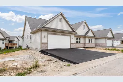 1793  Cedar Ridge Dr #215-1, Slinger, WI 53086 - Photo 7