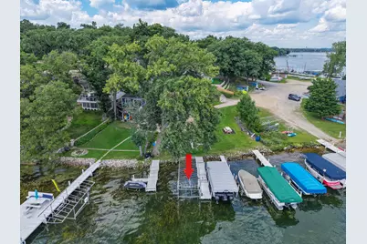 2307  Cedar Point Dr, Delavan, WI 53115 - Photo 5