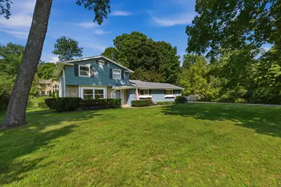 755  Tower Hill Dr, Brookfield, WI 53045 - Photo 3