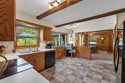 755  Tower Hill Dr, Brookfield, WI 53045 - Photo 13