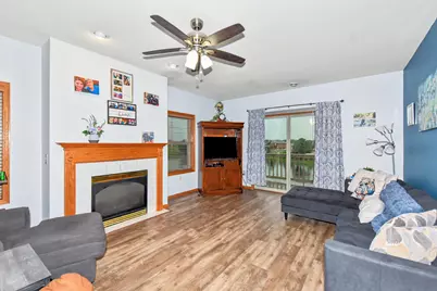 W173N5537  Ravenwood Dr #5537, Menomonee Falls, WI 53051 - Photo 7