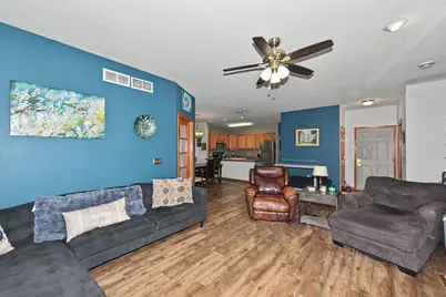 W173N5537  Ravenwood Dr #5537, Menomonee Falls, WI 53051 - Photo 9