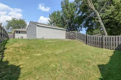 3233 E Henry Ave, Cudahy, WI 53110 - Photo 31