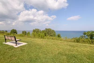 3233 E Henry Ave, Cudahy, WI 53110 - Photo 37