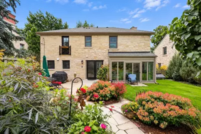 7822 W Wisconsin Ave, Wauwatosa, WI 53213 - Photo 53