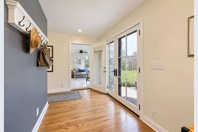 7822 W Wisconsin Ave, Wauwatosa, WI 53213 - Photo 27